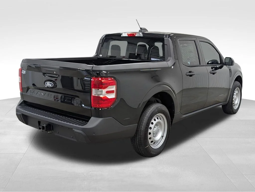 New 2026 Shadow Black Ford XL image 17