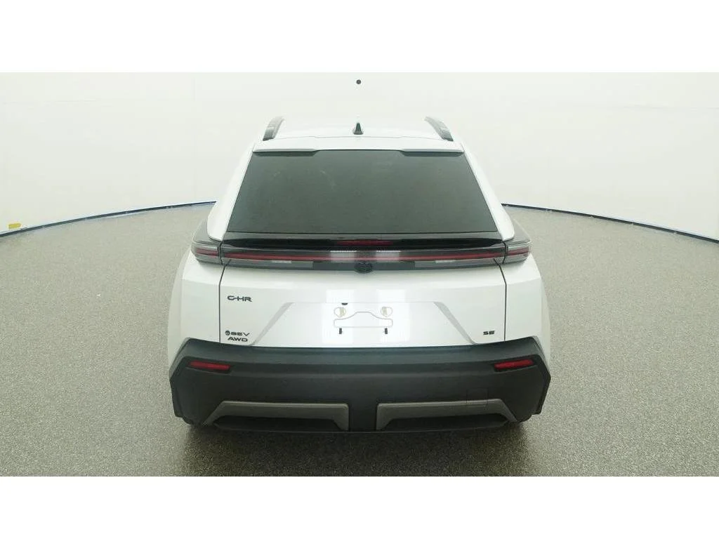 New 2026 Wind Chill Pearl Toyota SE image 7