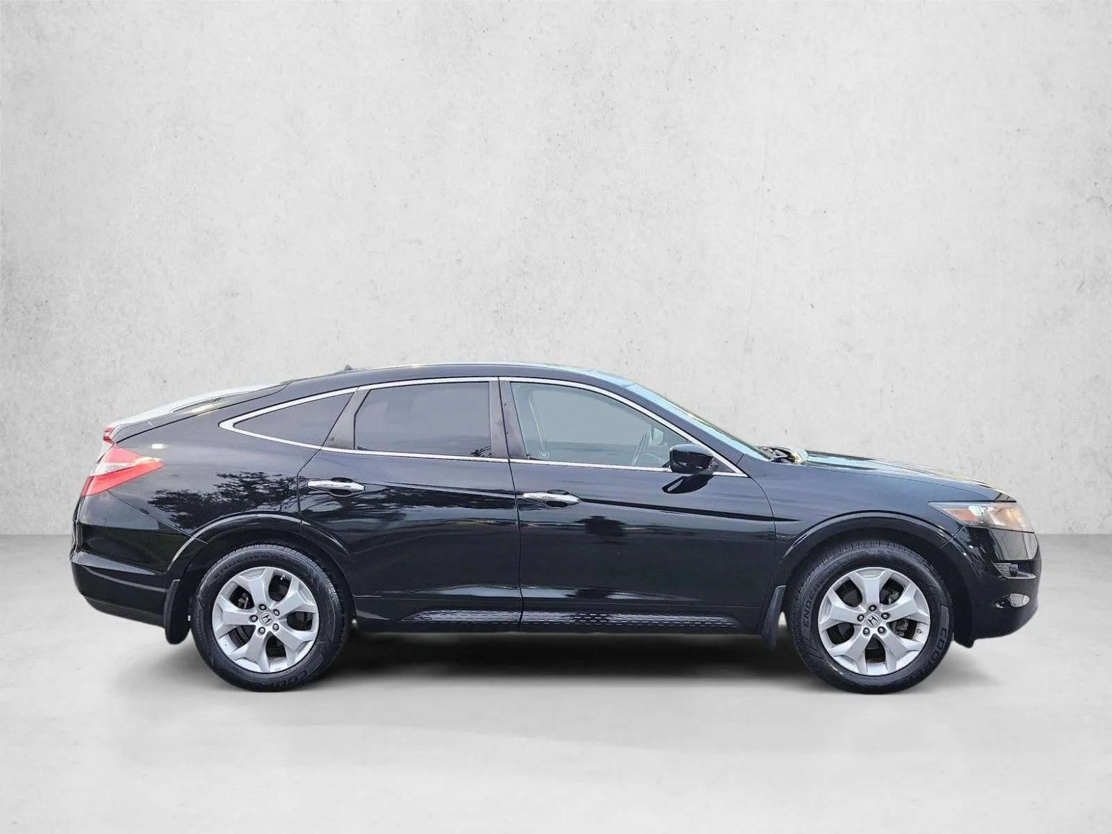 Used 2011 Black Honda EX-L image 4