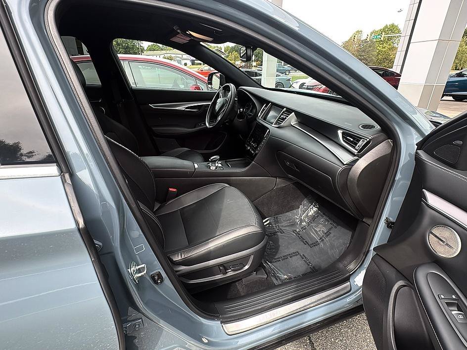 Used 2022 Slate Gray INFINITI ESSENTIAL image 24