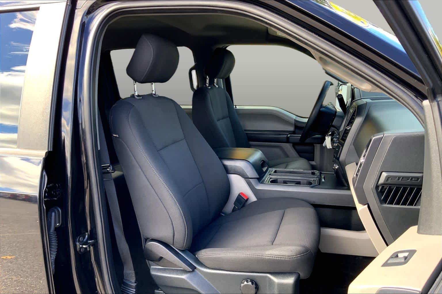 Used 2020 Agate Black Metallic Ford XL image 8