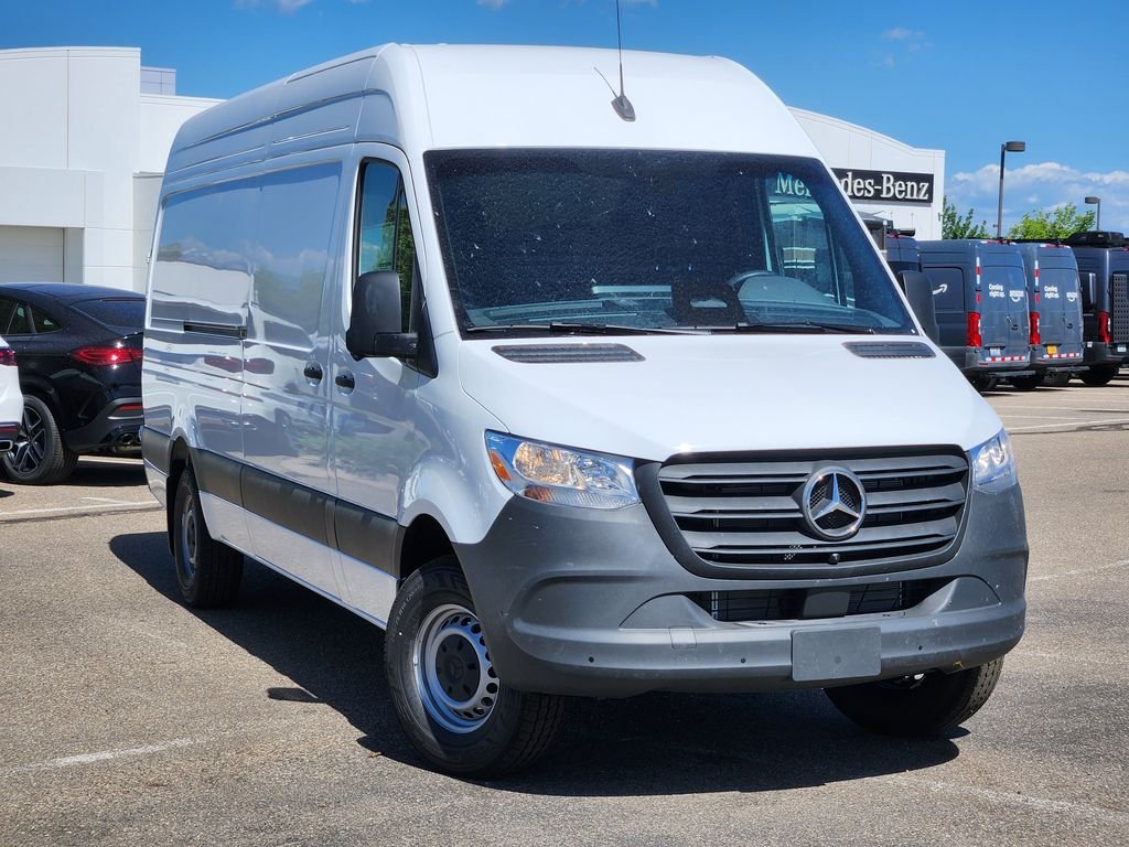Used 2026 ARCTIC WHITE Mercedes-Benz CARGO image 1