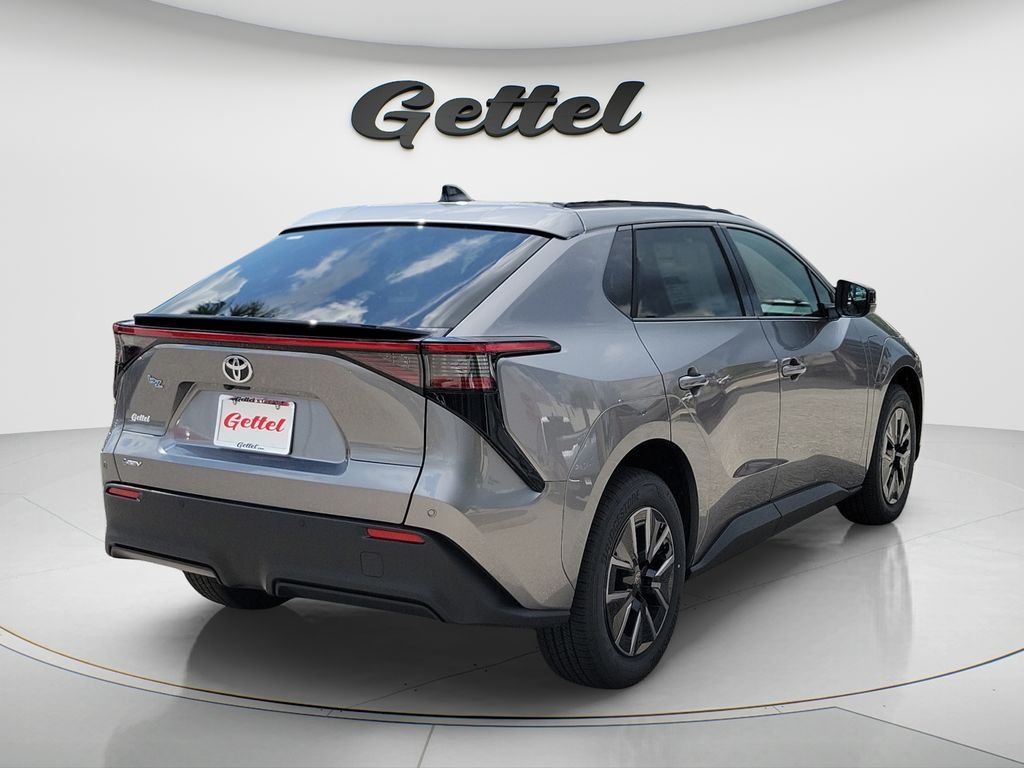 New 2026 Heavy Metal <sup>1</sup> Toyota  XLE image 5