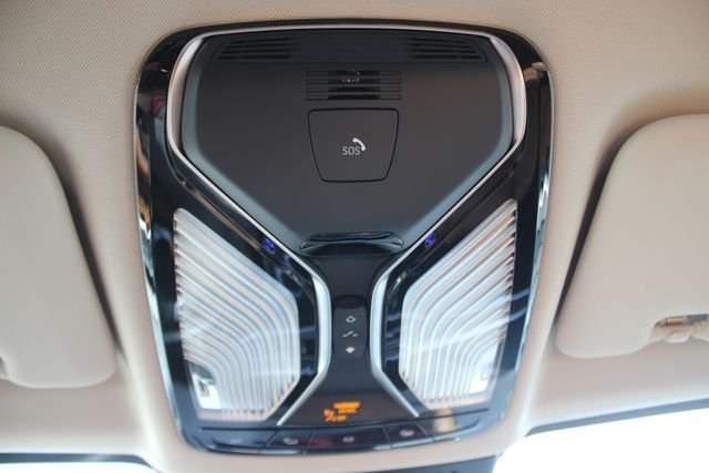 Used 2022 Blue BMW xDrive40i image 12