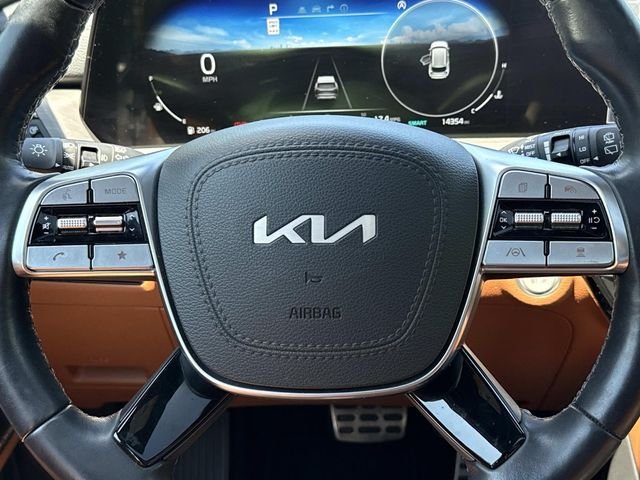 Used 2025 Gray Kia SX-Prestige X-Line image 18