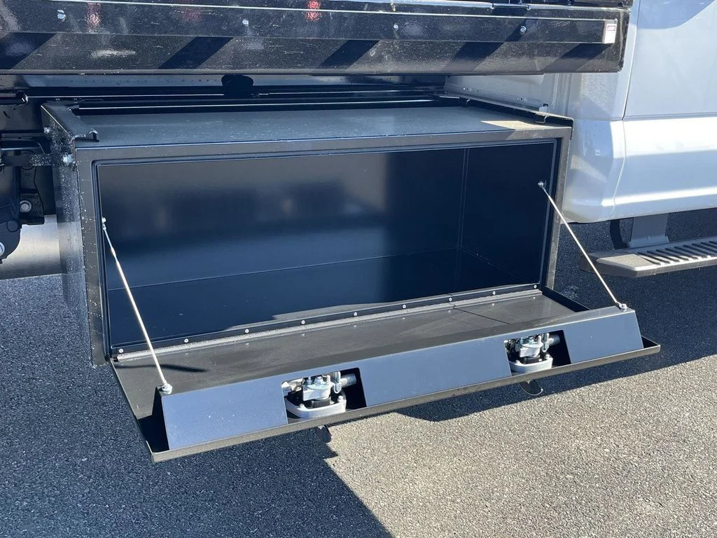 New 2026 Oxford White Ford F-450® XL image 6