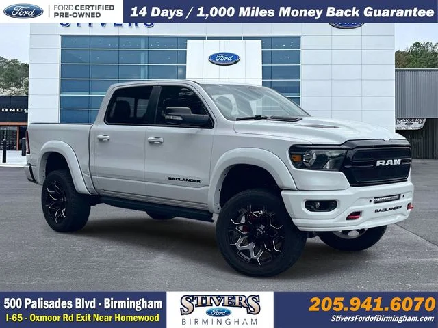 2022 RAM 1500 Big Horn/Lone Star 4x4 Crew Cab 5'7's photo