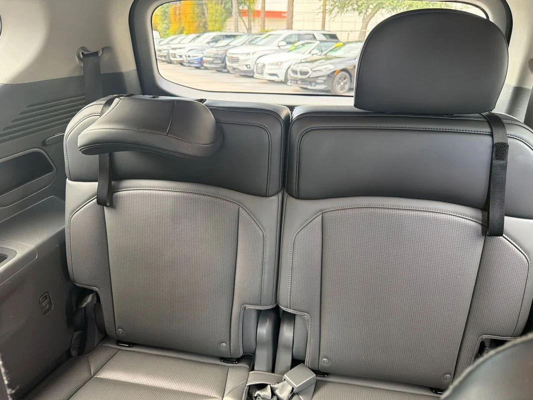 Used 2024 Silver Kia Light Long Range image 25
