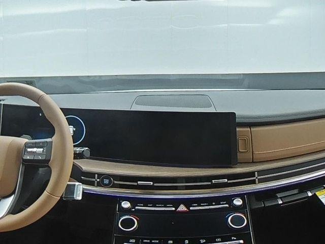 New 2027 White Hyundai Limited AWD image 34