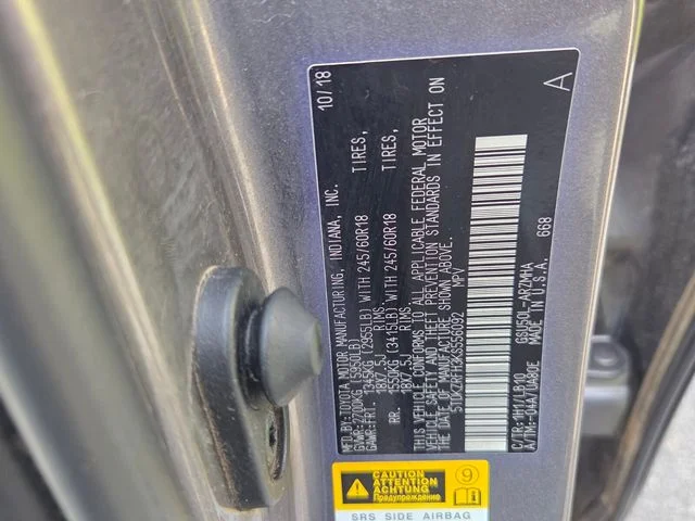 Used 2019 Gray Toyota XLE image 6