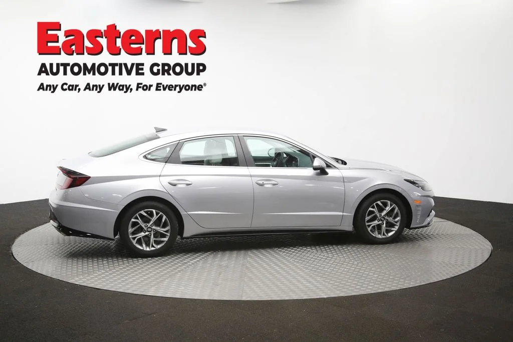 Used 2023 Silver Hyundai SEL image 43
