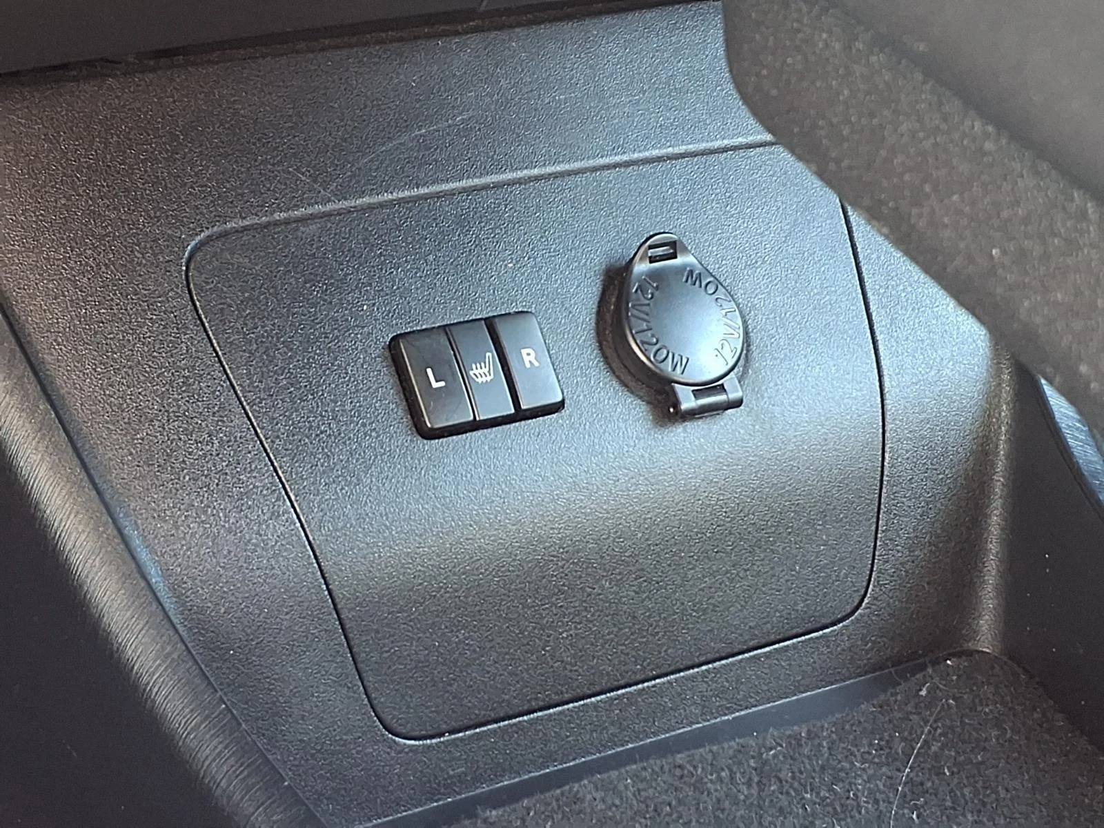 Used 2015 Classic Silver Metallic Toyota Four image 11