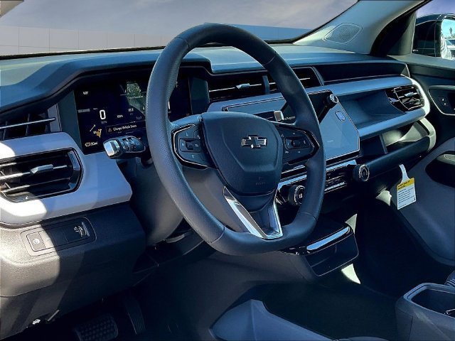 2027 Chevrolet Bolt LT - Photo 9