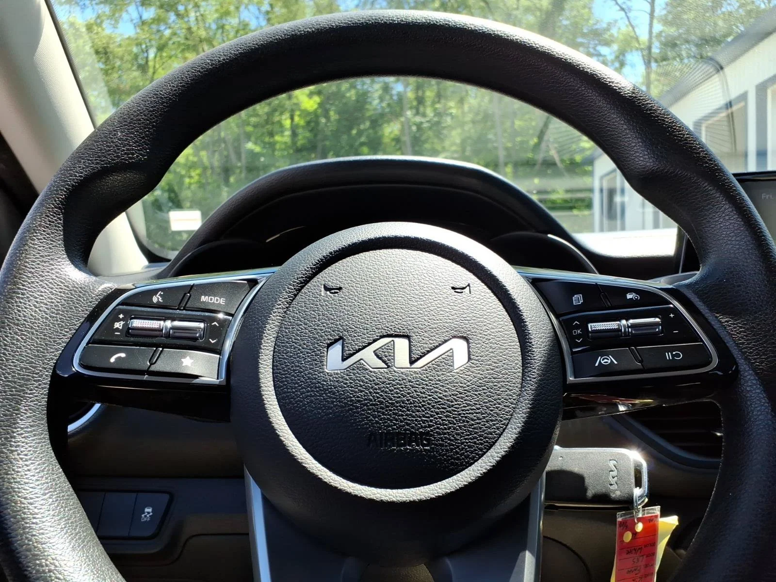 Used 2023 Snow White Pearl Kia LXS image 26