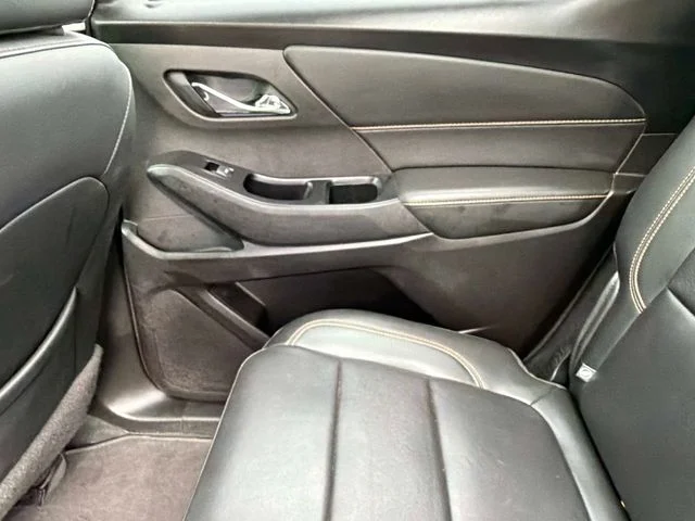 Used 2020 Gray Chevrolet 3LT image 15