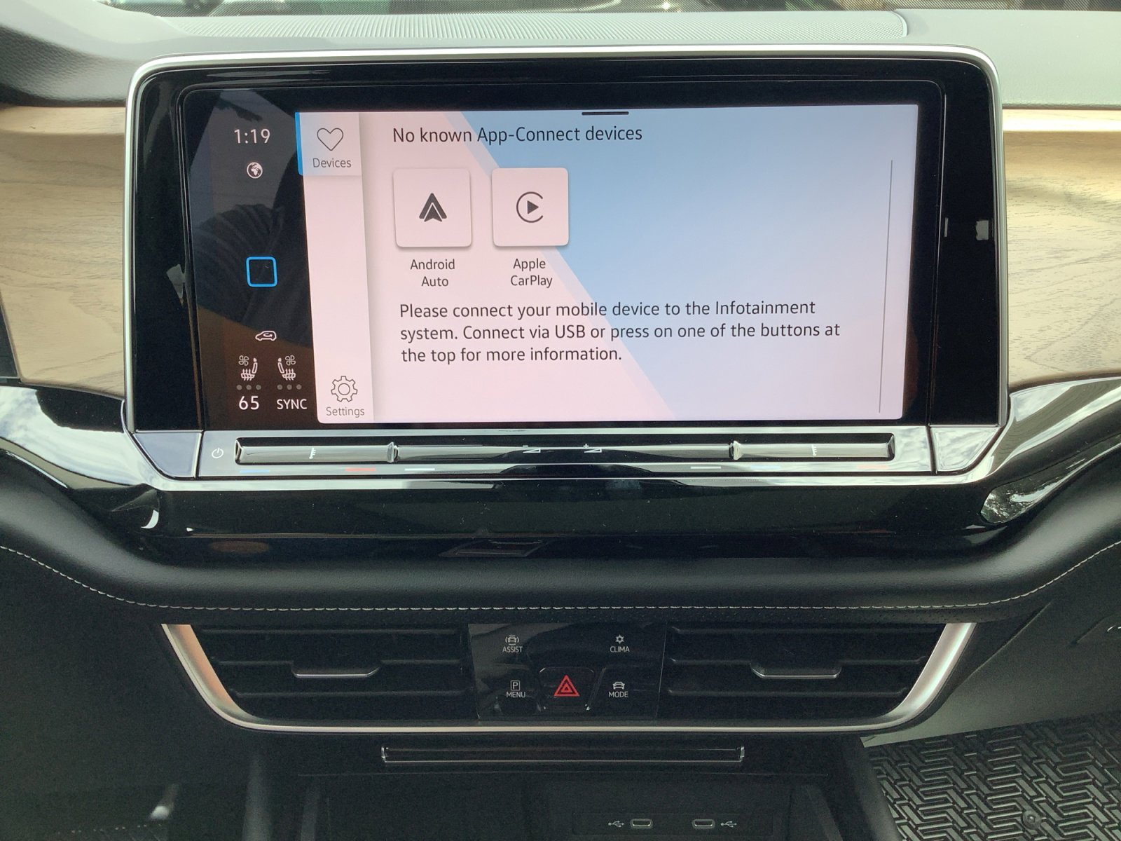 2026 Volkswagen Atlas SE w/Tech - Photo 16