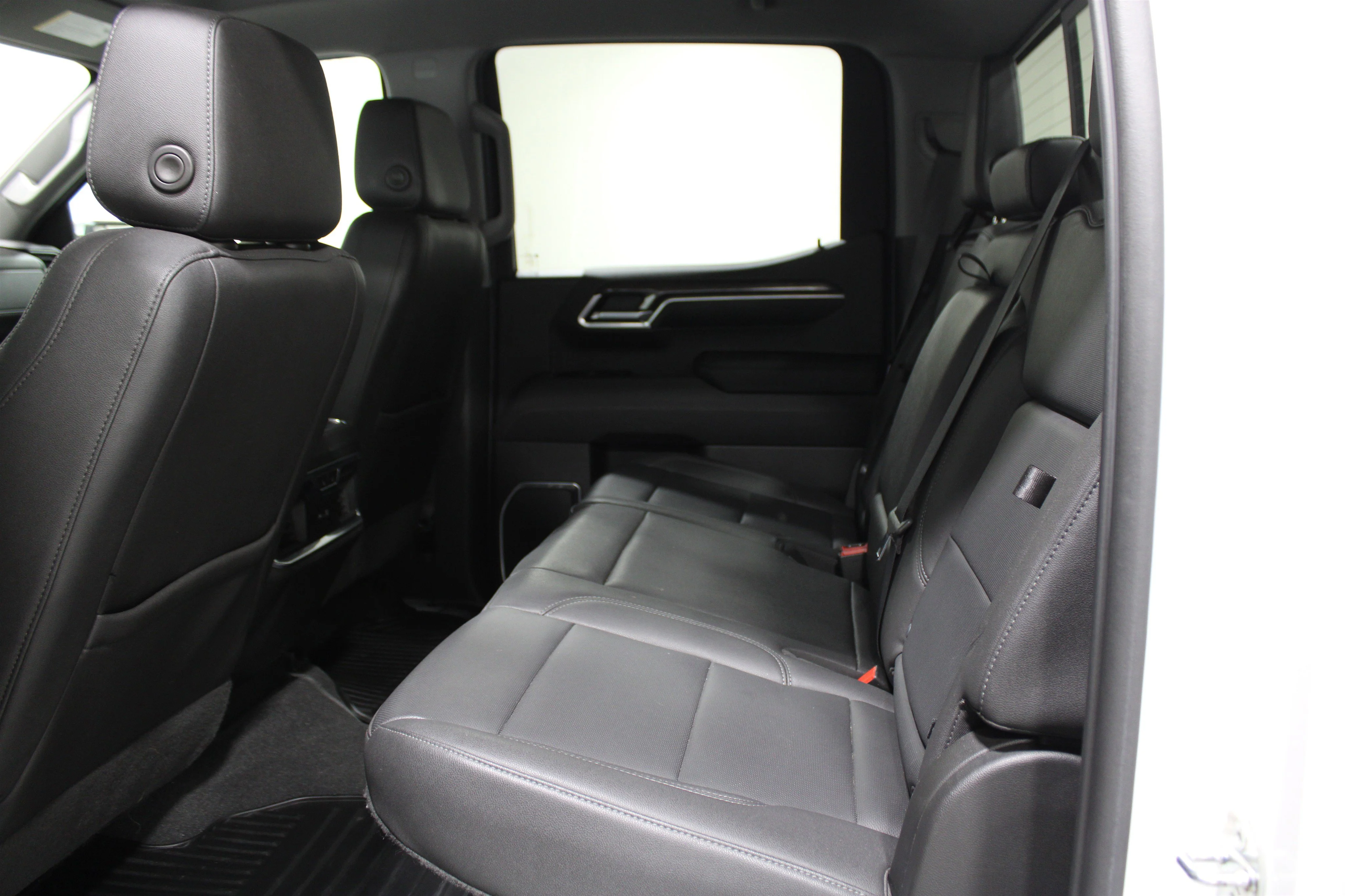 2022 Chevrolet Silverado 1500 LTZ - Photo 19