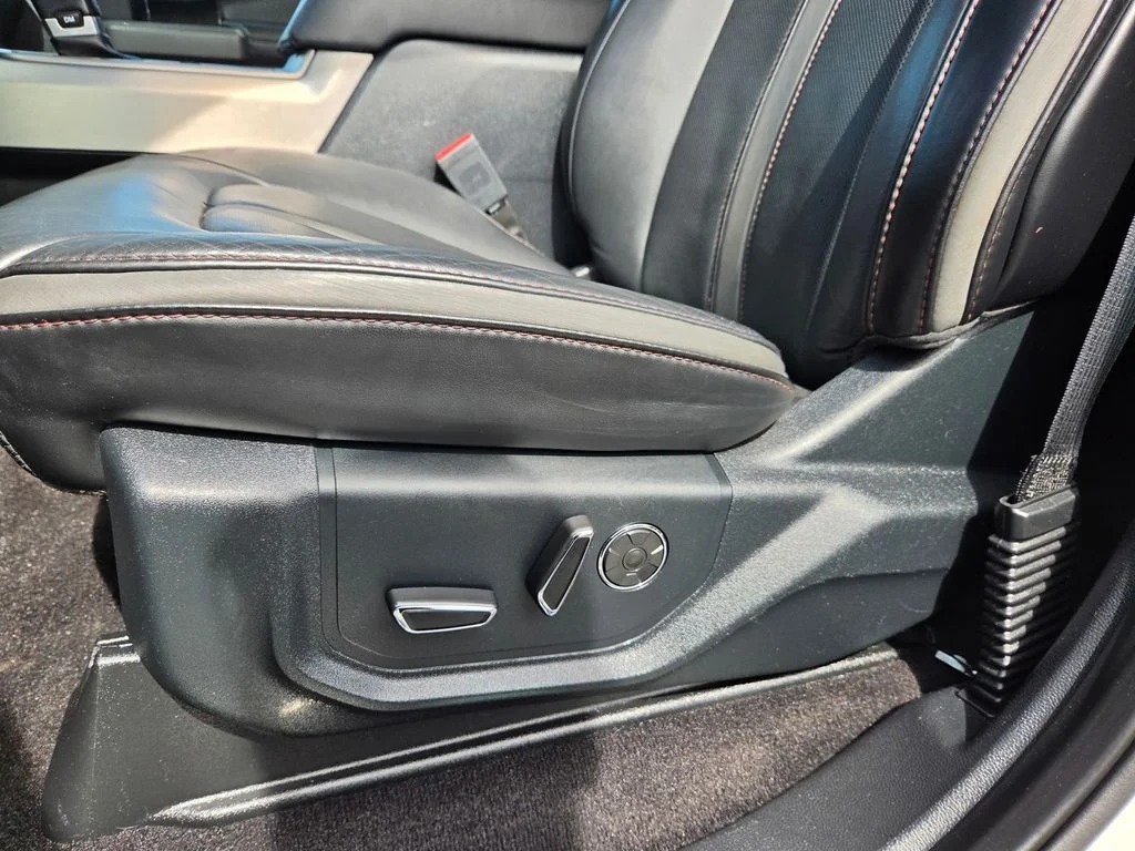 Certified Used 2020 White Metallic Ford Platinum image 26