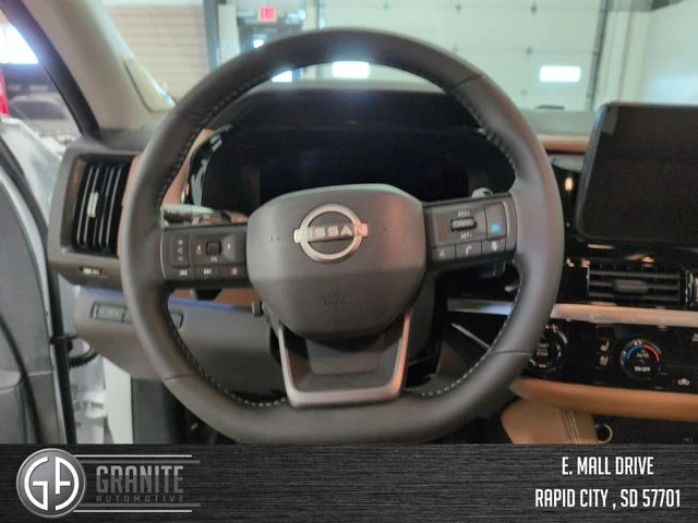 New 2026 Everest White Pearl TriCoat Nissan Platinum image 15