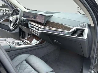 Used 2026 Black BMW xDrive40i image 34