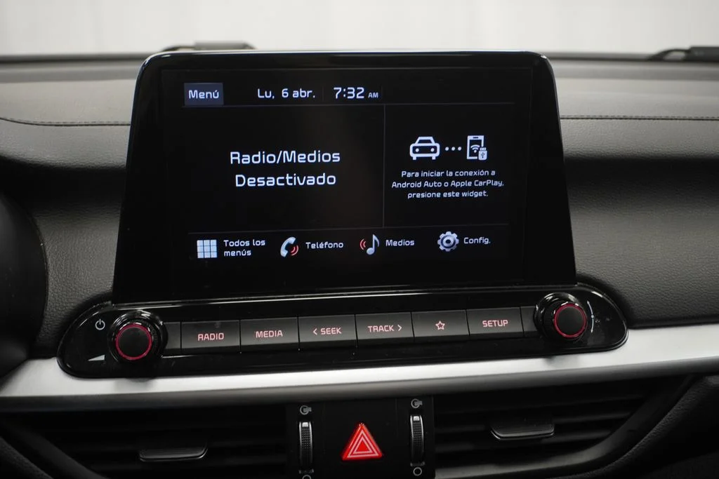 Used 2024 Black Kia LX image 31