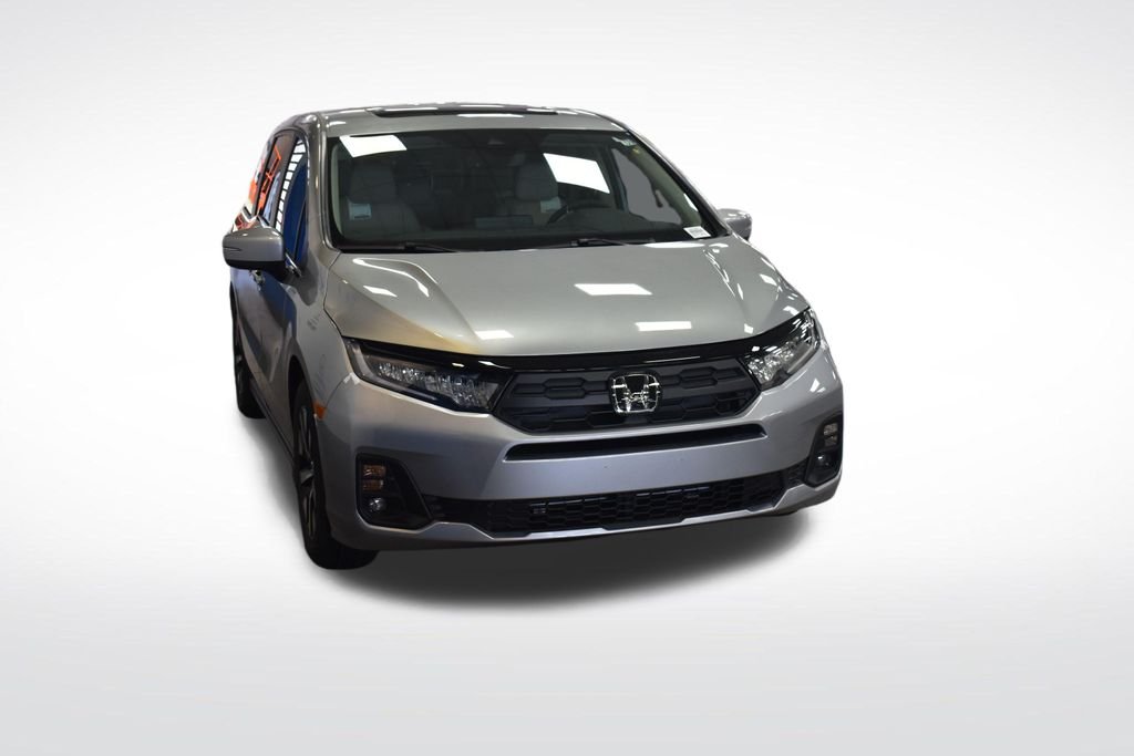 New 2026 Solar Silver Metallic Honda EX-L image 3