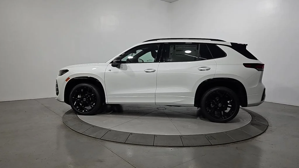 New 2026 White/off-white Volkswagen 2.0T SE R-Line Black image 2