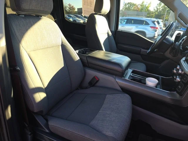 Used 2021 Black Metallic Ford XLT image 12