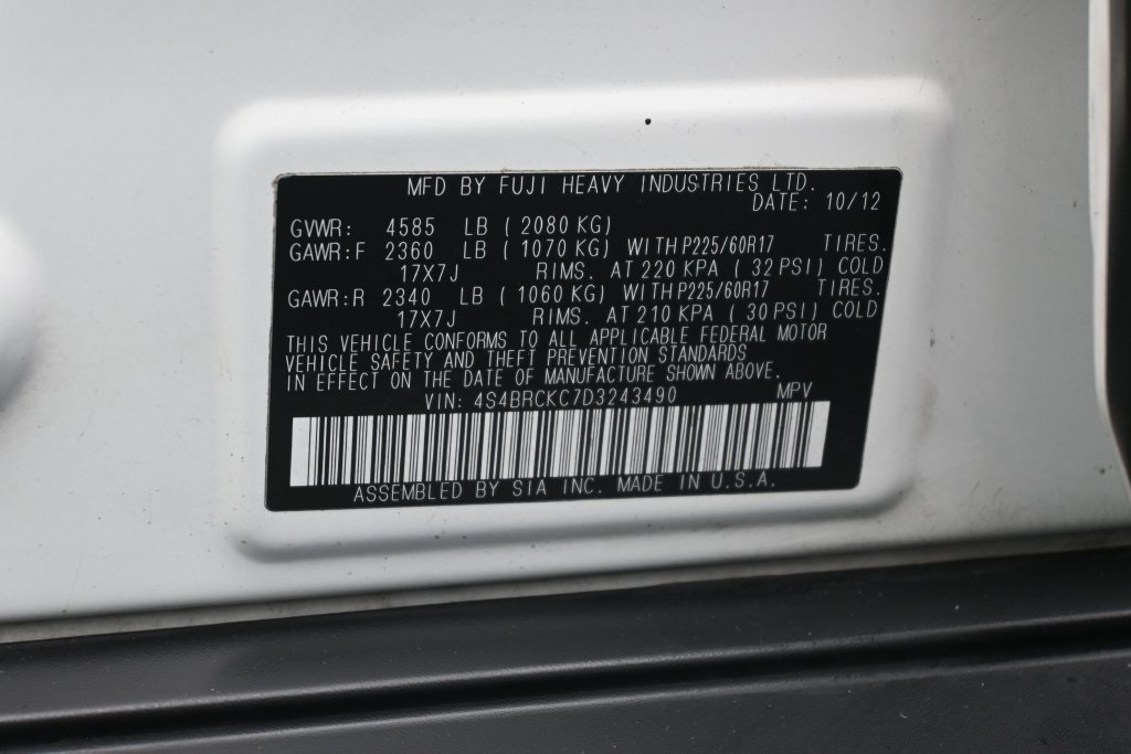 Used 2013 Satin White Pearl Subaru 2.5i image 24