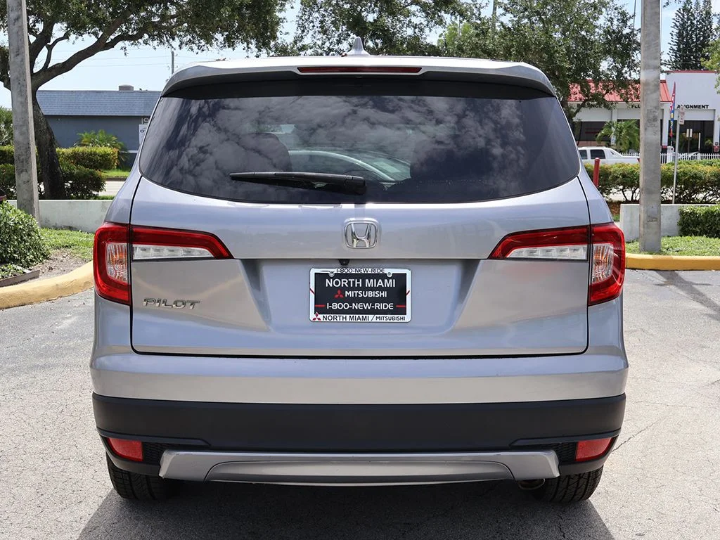 Used 2021 Silver Honda EX image 12