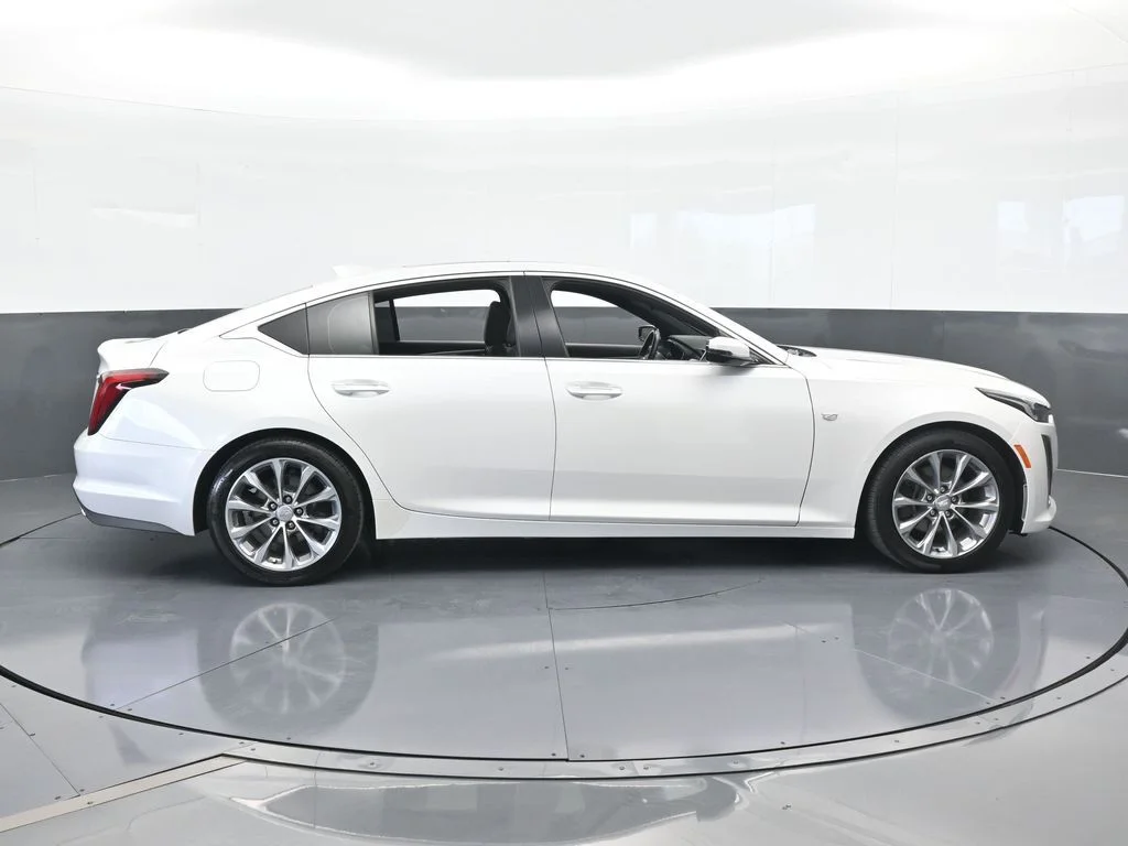 Used 2020 Crystal White Tricoat Cadillac Premium Luxury image 7