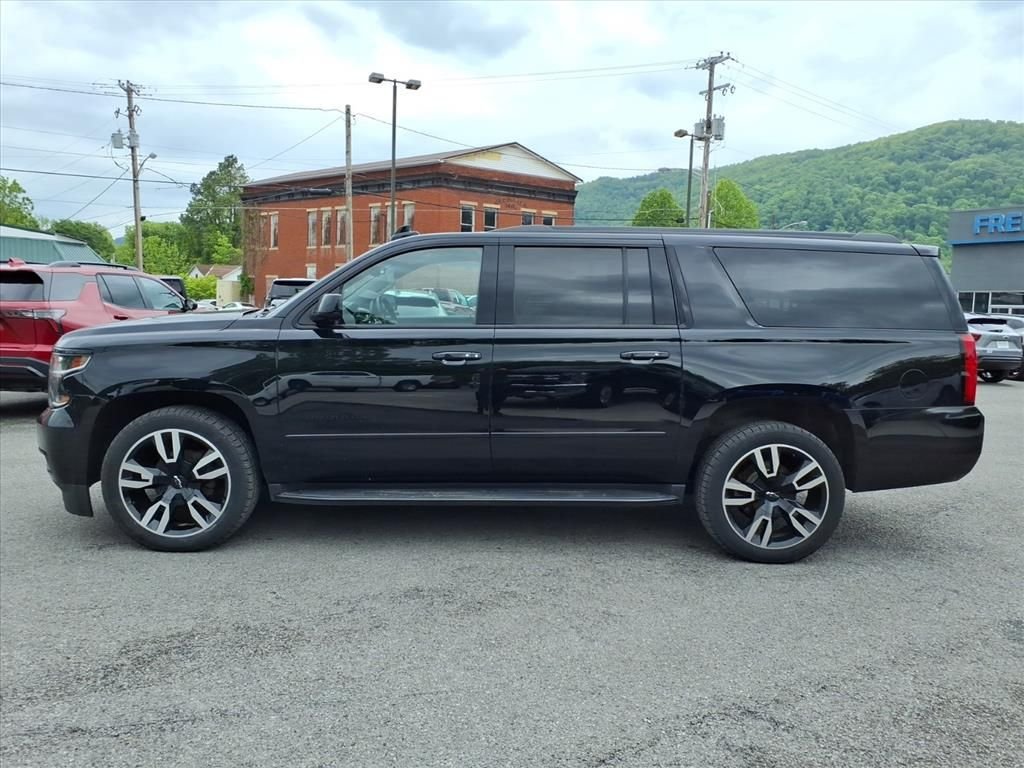 Used 2018 Black Chevrolet Premier image 2