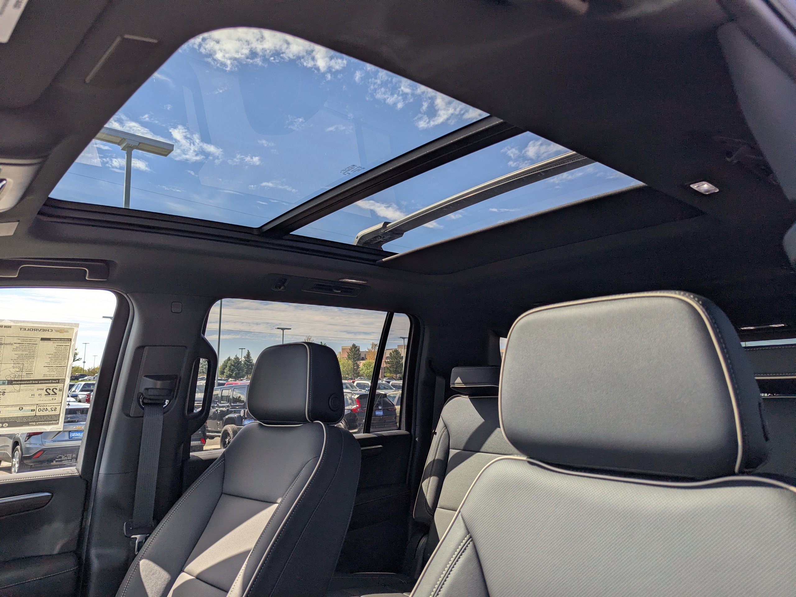 2026 Chevrolet Suburban Premier - Photo 29