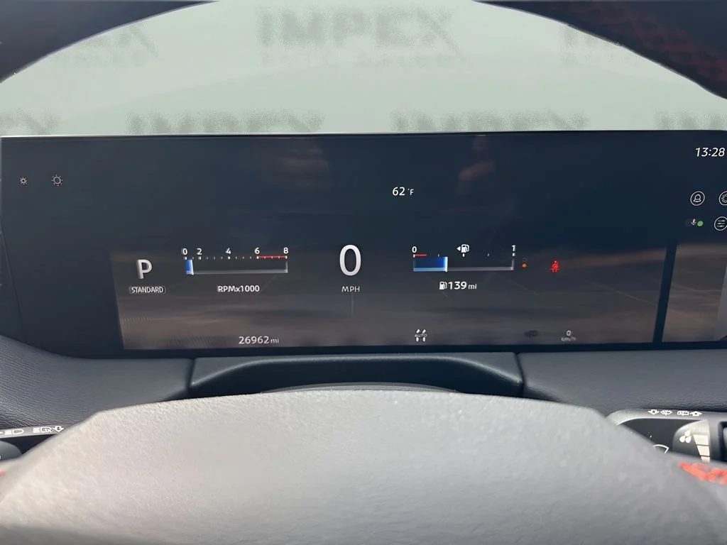 Used 2025 White Nissan PRO-4X image 25