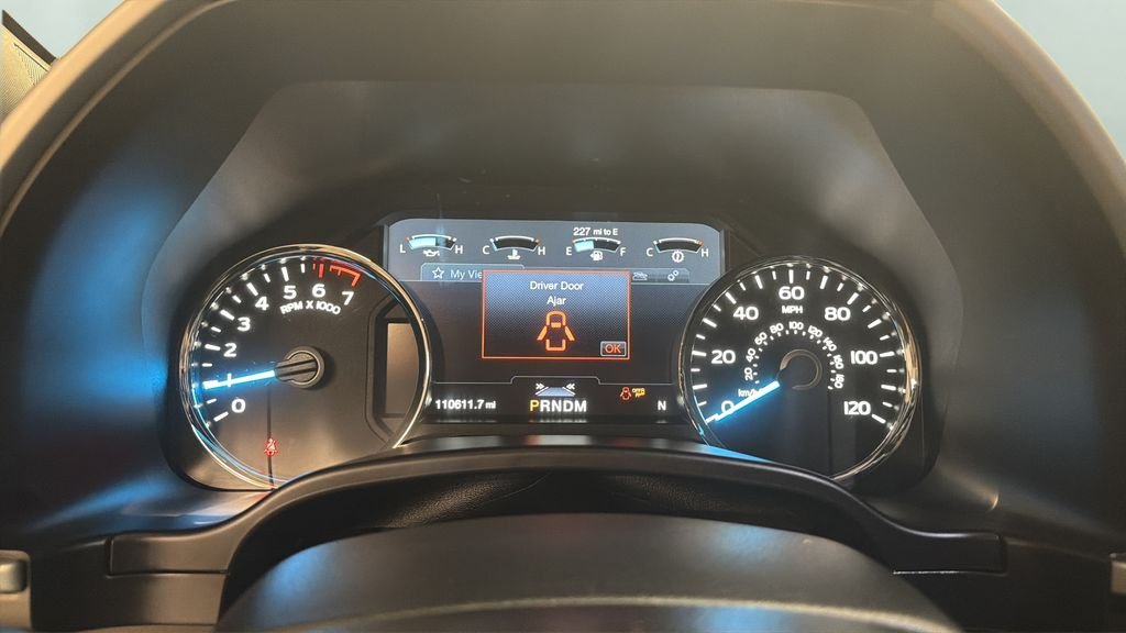 Used 2020 Silver Ford Lariat image 17
