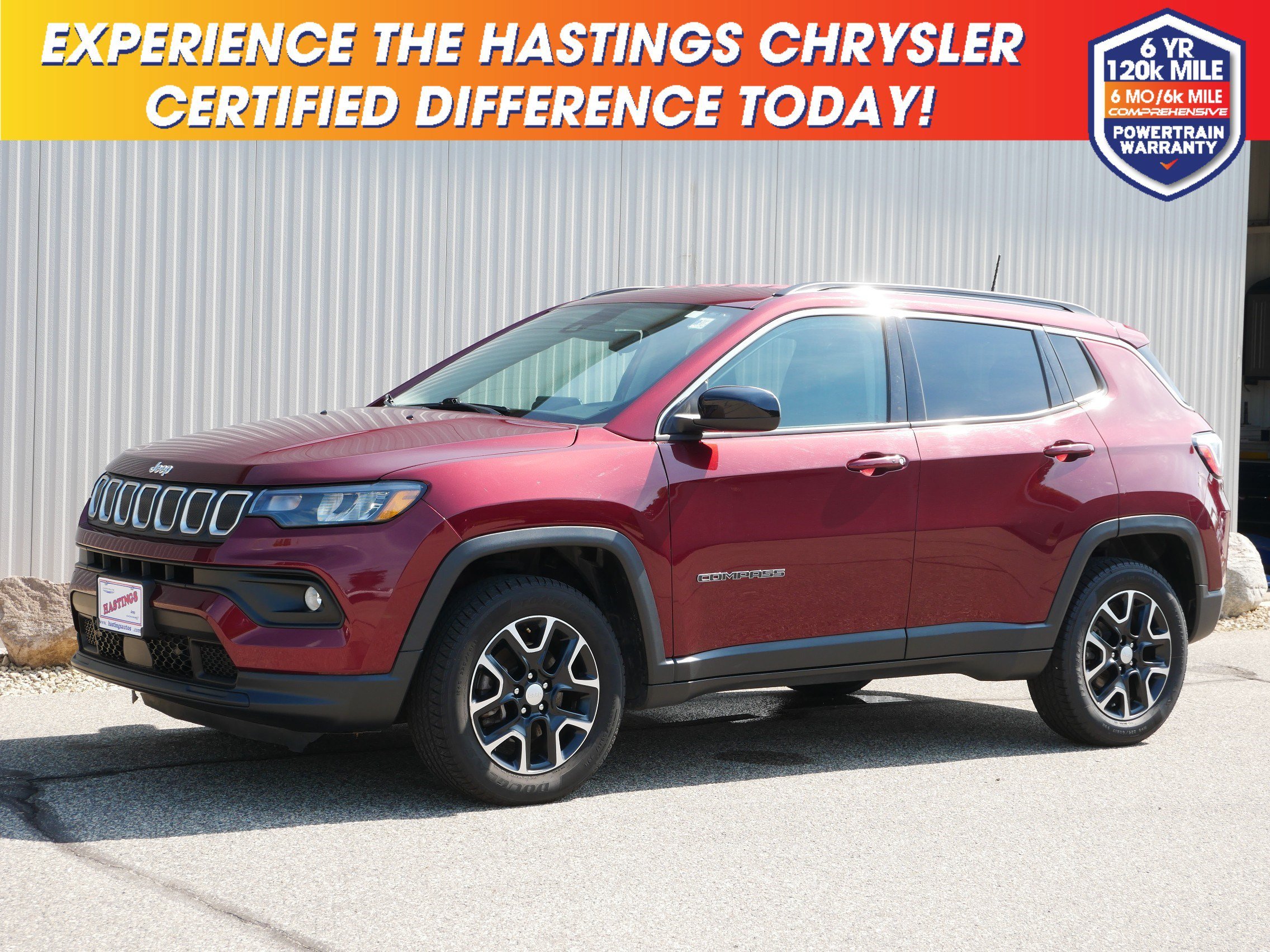 Used 2022 Velvet Red Pearlcoat Jeep Latitude image 1