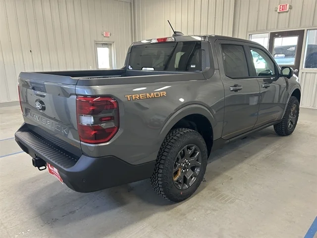 New 2026 Carbonized Gray Metallic FORD Tremor® image 5