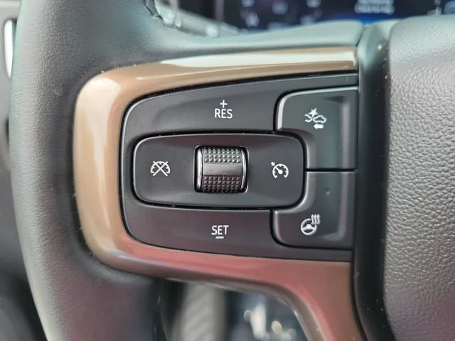 Used 2024 Black Chevrolet High Country image 29