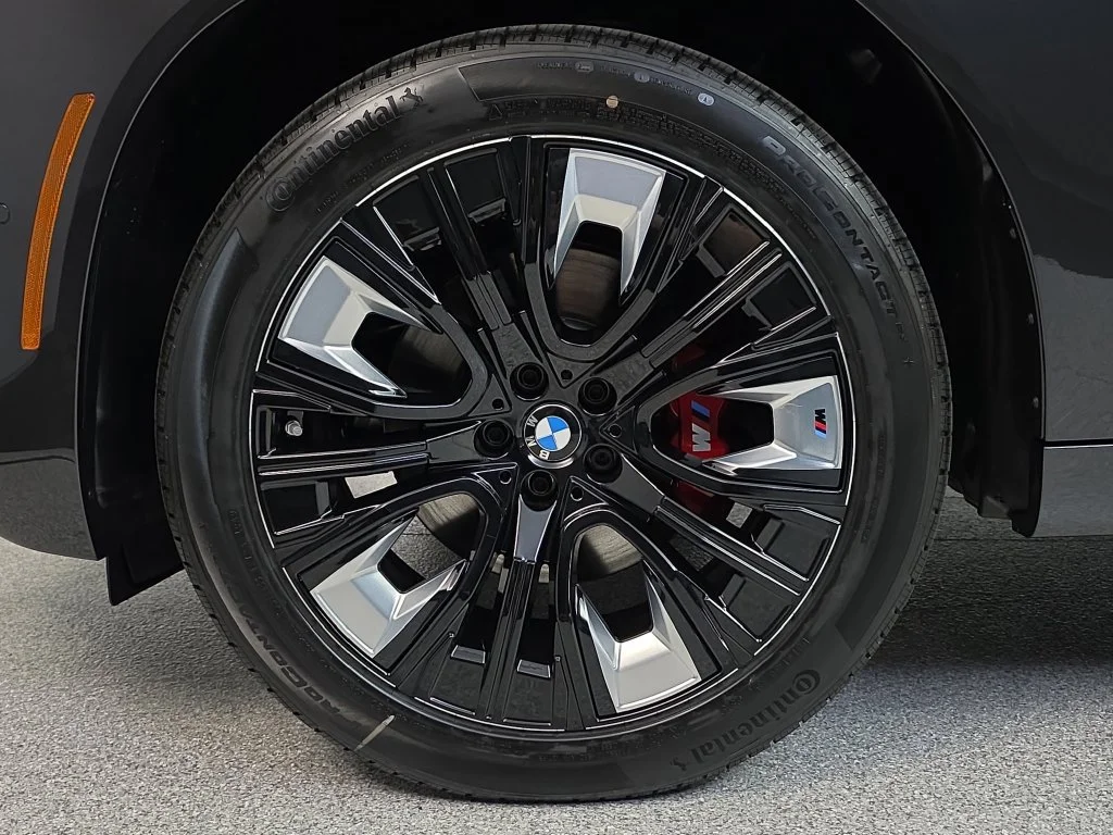 Used 2026 Dark Graphite Metallic BMW 30 xDrive image 32