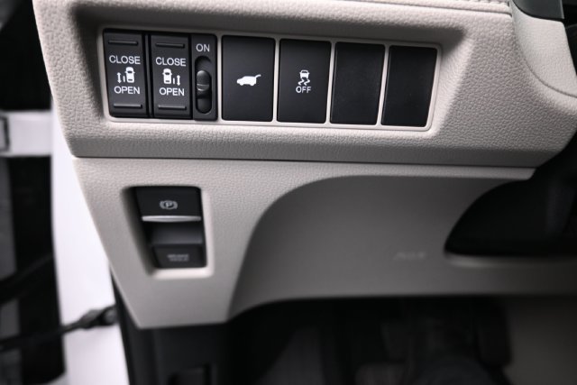 New 2027 Platinum White Pearl Honda EX-L image 14