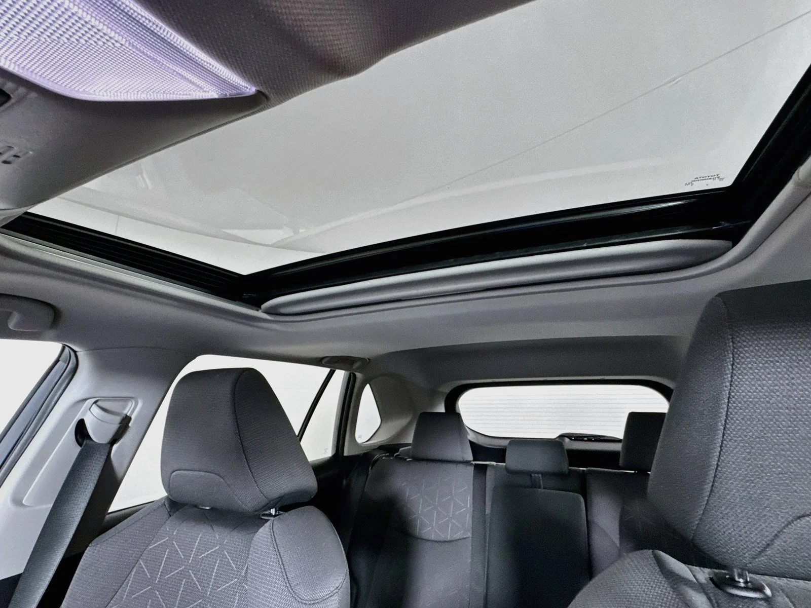 Certified Used 2024  Toyota XLE image 21