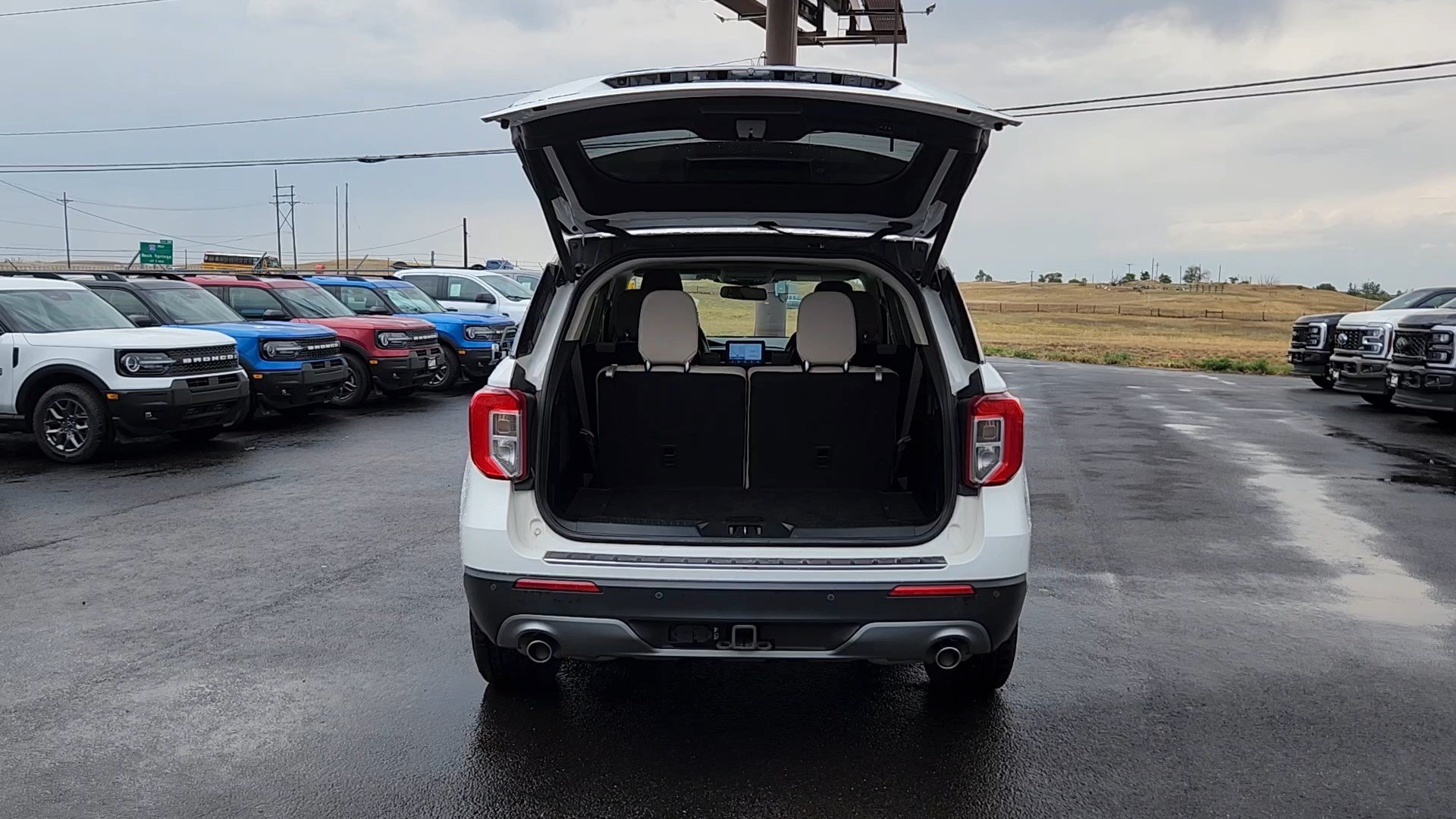 Used 2020 Star White Metallic Tri-Coat Ford Limited image 19