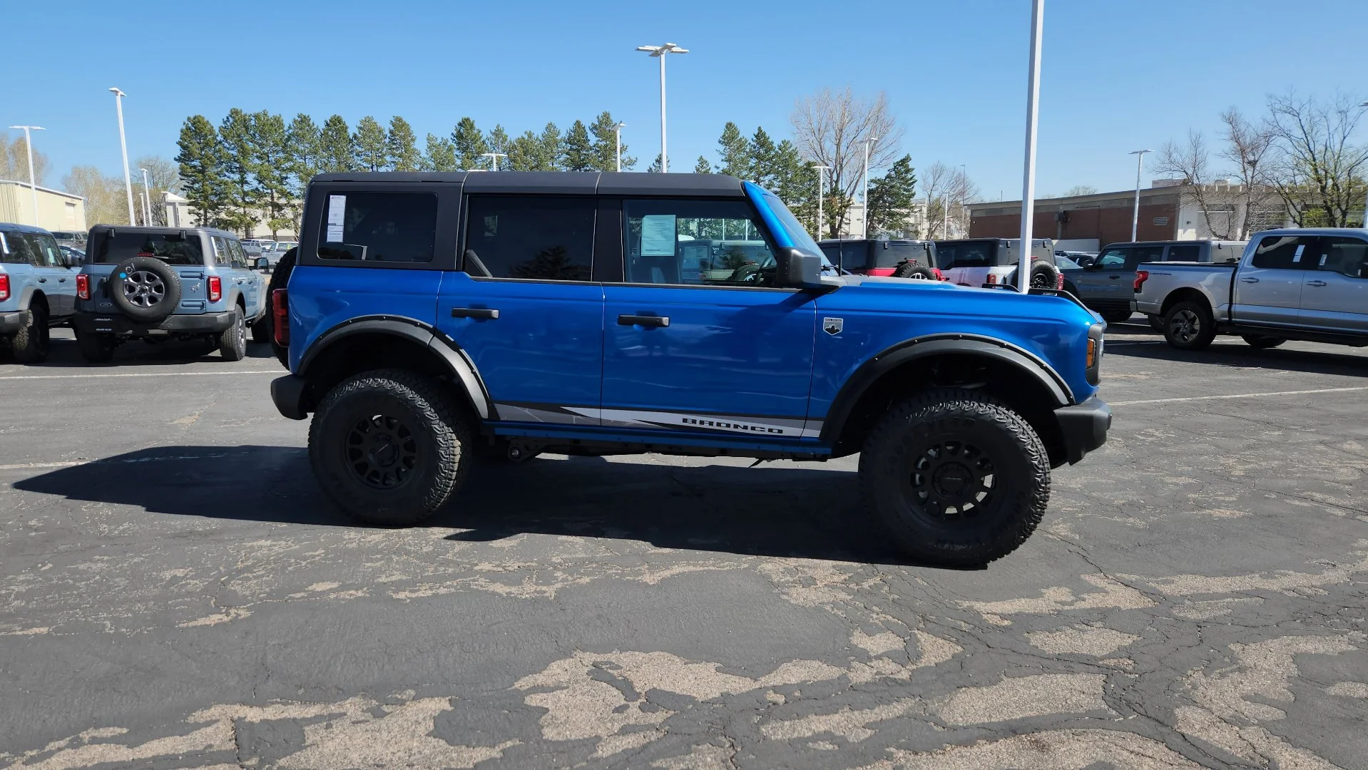 2025 Ford Bronco 4-Door Big Bend - Photo 18