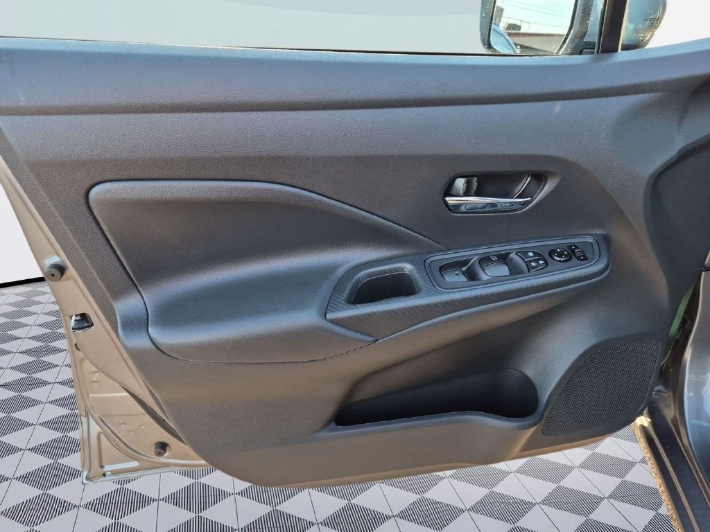 Certified Used 2024 Gun Metallic Nissan 1.6 SV image 10