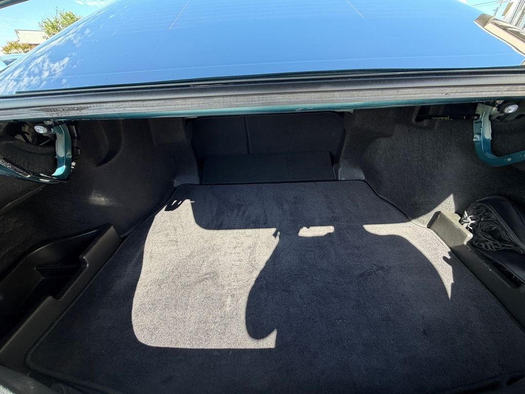 Used 2025  Toyota SE image 19