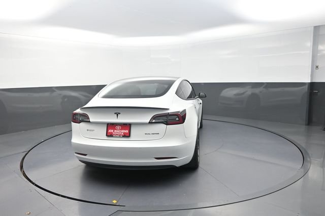 Used 2022  Tesla Long Range image 57