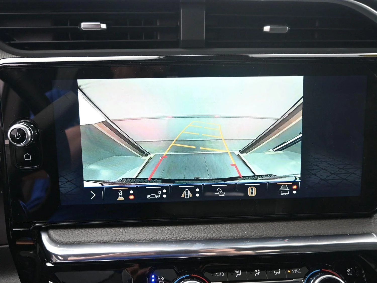 2026 GMC Sierra 2500HD Denali - Photo 33