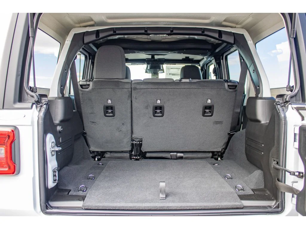 2026 Jeep Wrangler 4-Door Rubicon - Photo 13