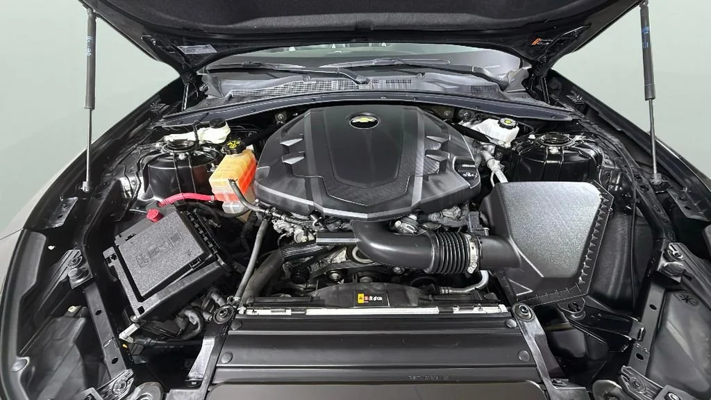 Used 2022 Black Chevrolet 2LT image 39