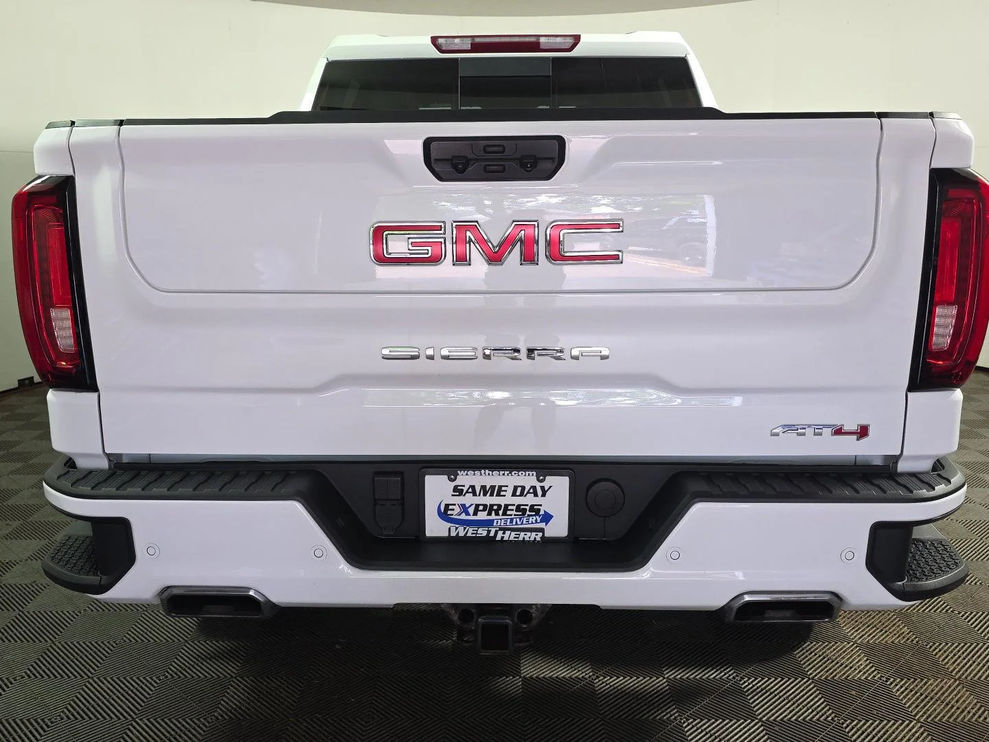 Used 2024 Summit White GMC AT4 image 10